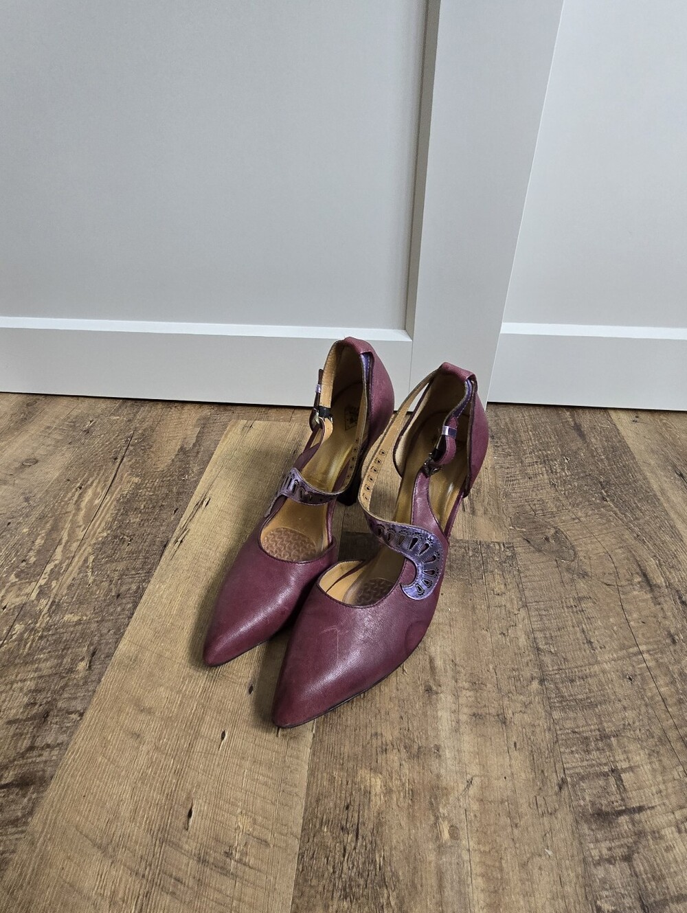 John Fluevog Celestial Com. Andromeda Model Purple Size 8.5 Womens Shoes